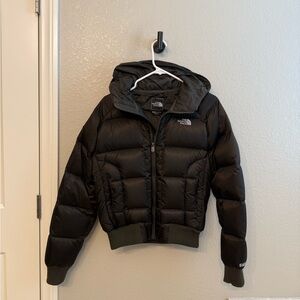 The North Face Women’s cropped puffer jacket